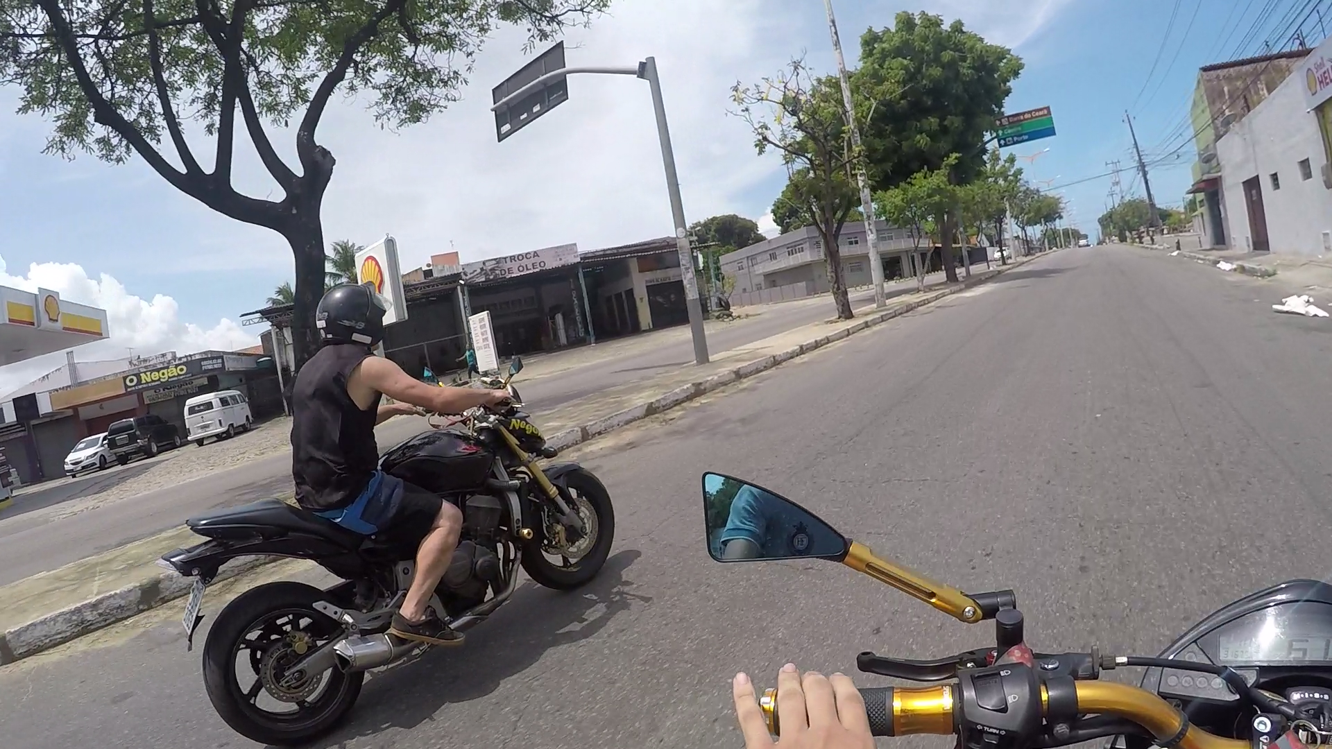 http://videos.introcdc.com/Canal/MotoVlog/Serjona/Role Com Tio/GOPR3479,1.00_02_15_28.Quadro006.png